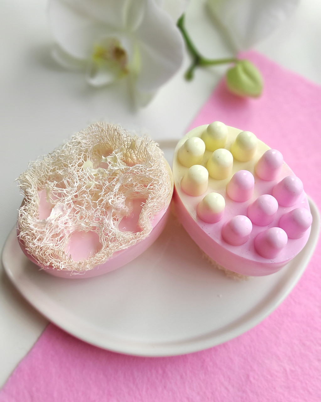 Масажне мило із люфою парфумоване 85г