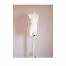 Манекен Пінопластовий Кравецький  Дитячий  Чорний  Білий  брючний на деревяні ніжці ,для шиття, фото 6