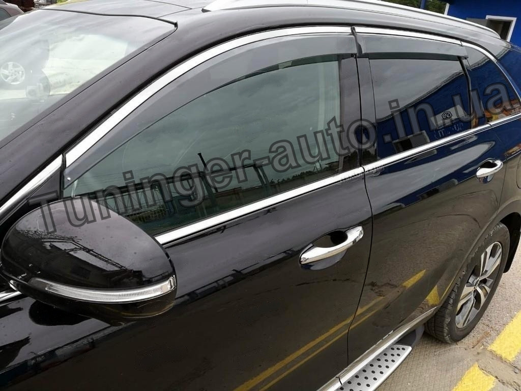 Дефлектори вікон із хром молдингом (вітровики) Kia Sorento 2015-2019 (Fly)