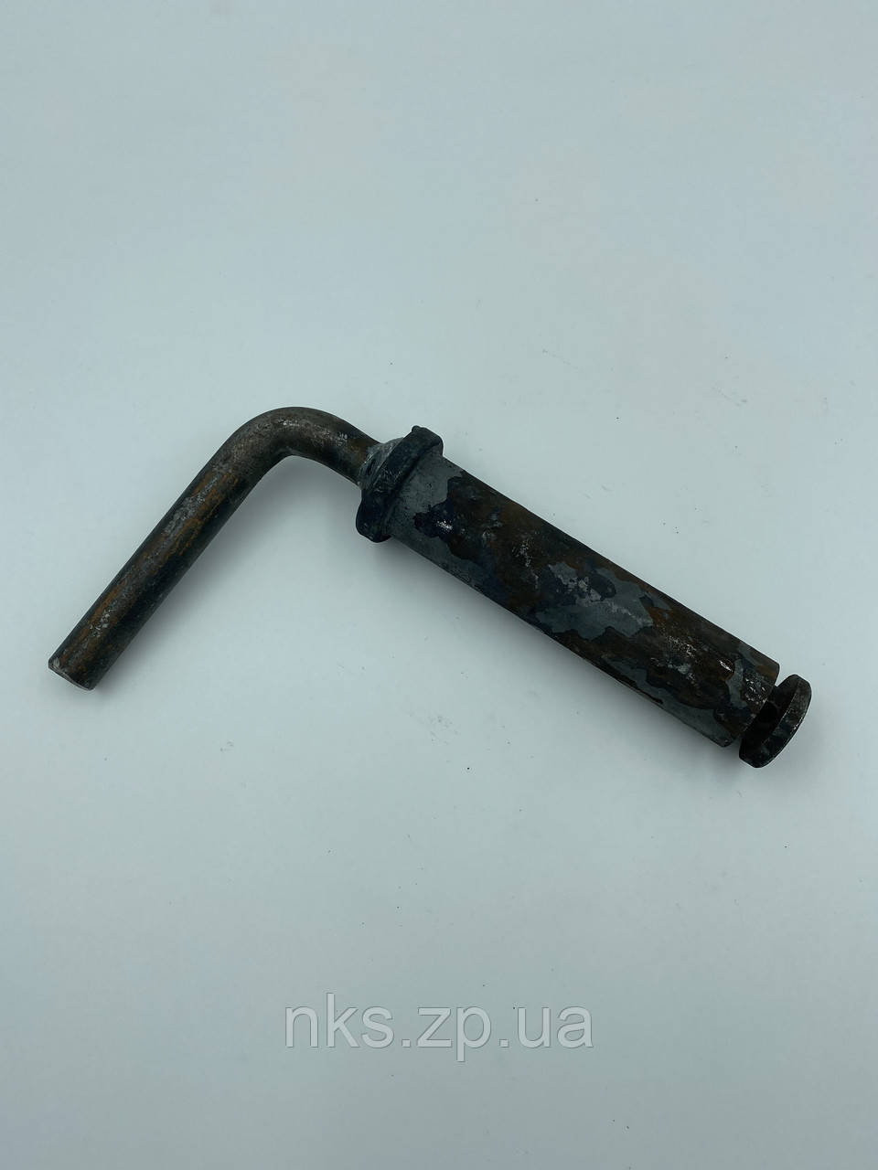 Шкворень вилки МТЗ