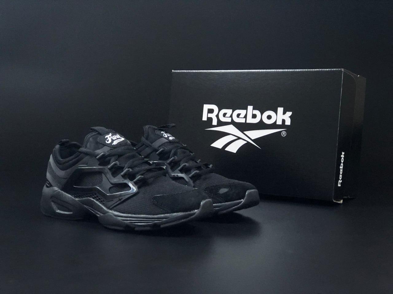 Чоловічі стильні демісезонні кросівки чорні Reebok Fury Adapt , легкі