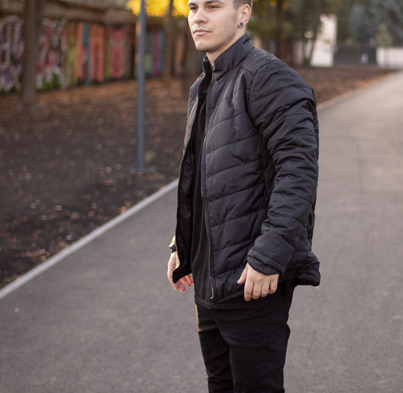 Чоловіча куртка демісезонна без капюшона осінь / весняна куртка чорна Туреччина. Живе фото. Чоловіча куртка, фото 1