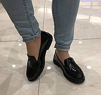 Женские лаковые турецкие туфли на низком ходу черные слиперы 15120 Corta Mussi 2955