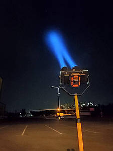 Зенитний прожектор пошуковий 90Вт дальністю до 2000м від АКБ