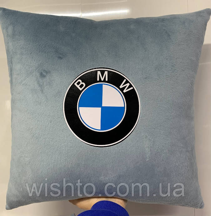 Подушка плюшева в машину з BMW