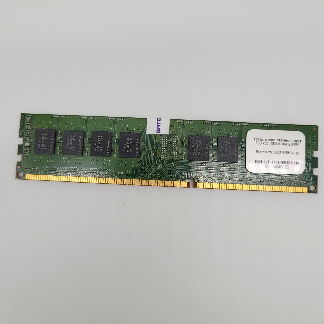 Оперативна пам'ять Micron DDR3 8Gb 1600MHz PC3-12800U 2Rx8 CL11 1.5 V (8GD3162R8LV-TM) Б/В