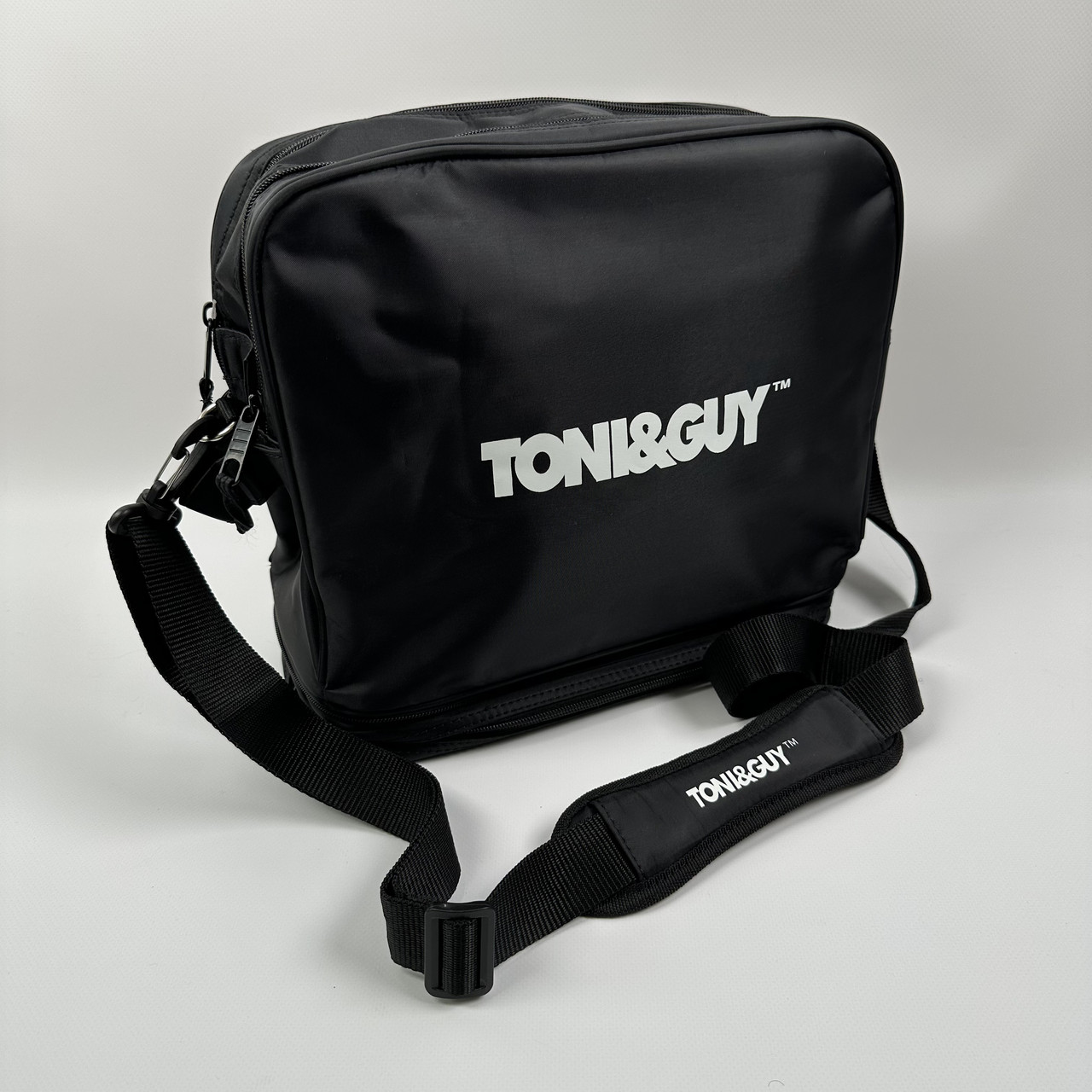 Сумка для перукарських інструментів та аксесуарів Toni&Guy 2in1 Large Barber Bag Black (T&G-0003), фото 1