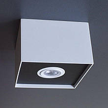 Точковий накладний світильник біло-чорний колір 12х12х8 см