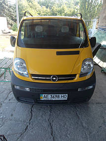 Изготовление и замена лобового стекла на микроавтобусе Opel Vivaro в Никополе (Украина) 4