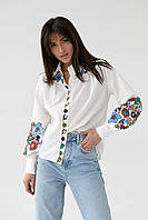 Стильная женская рубашка с вышивкой , украинская вышиванка с цветами