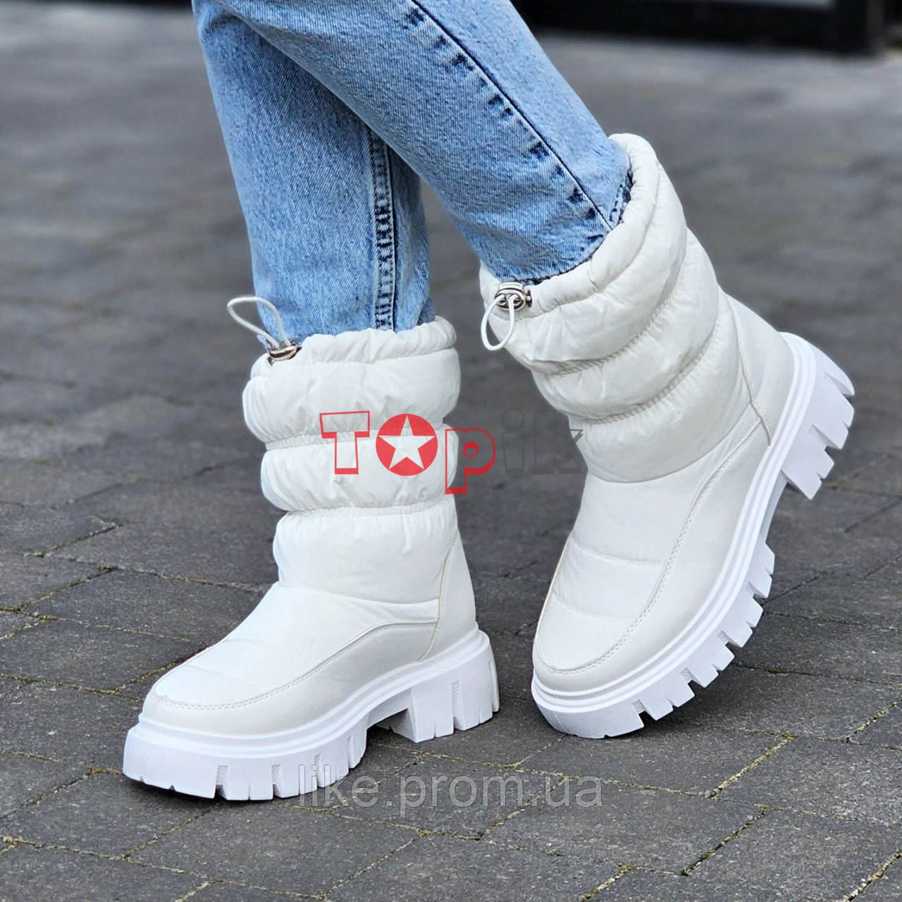 Дутіки жіночі білі зимові модні стильні чоботи Дутики на тракторній підошві (Код: Л3294)