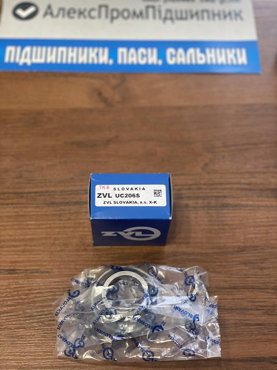 Підшипник UC 206 S ZVL Словаччина (потрійне ущільнення)