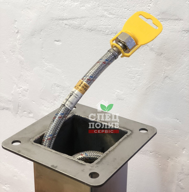 Підключення декоративної вуличної колонки