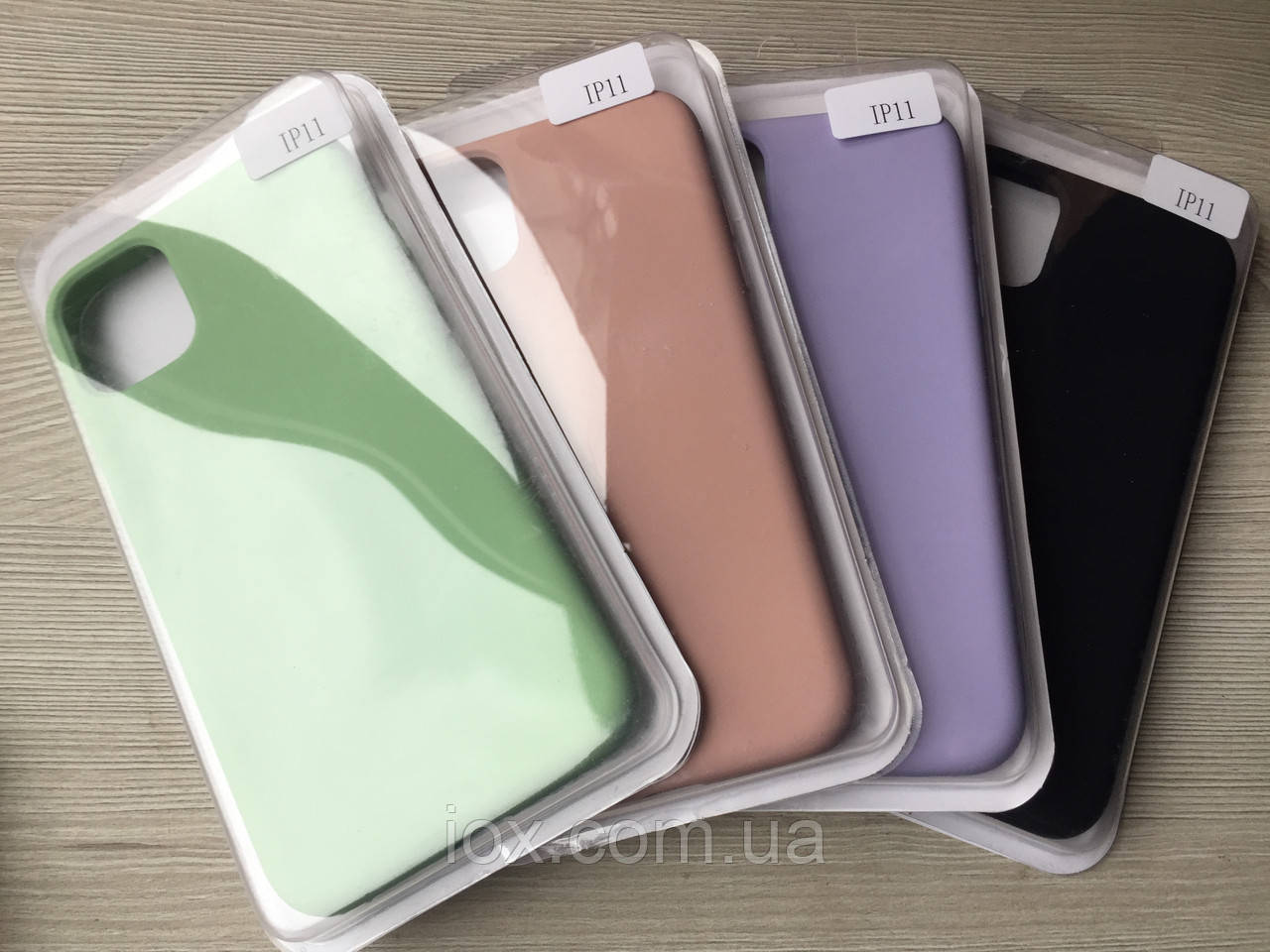 Силіконовий чохол Soft Touch для iphone 11 в упаковці