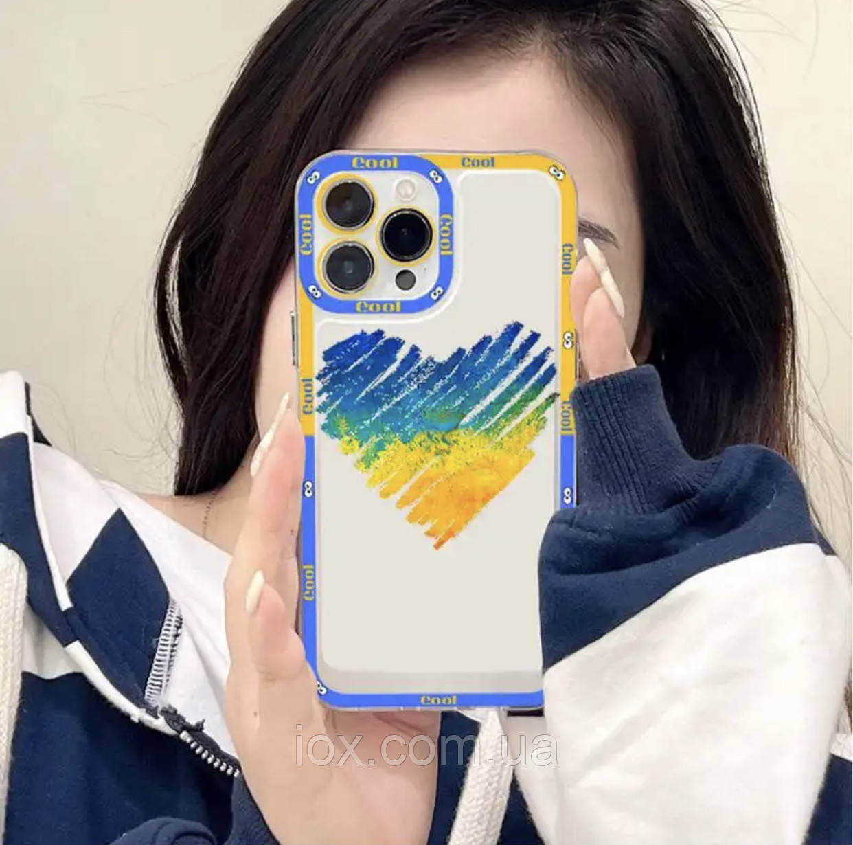 Силіконовий чехол з серцем для iphone 13pro max