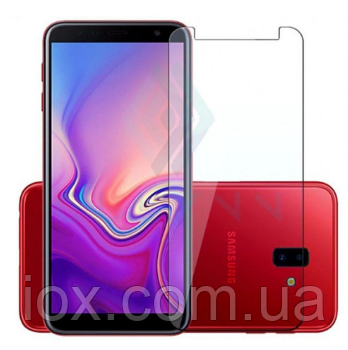 Захисне скло на Samsung Galaxy A9 2018 в упаковці