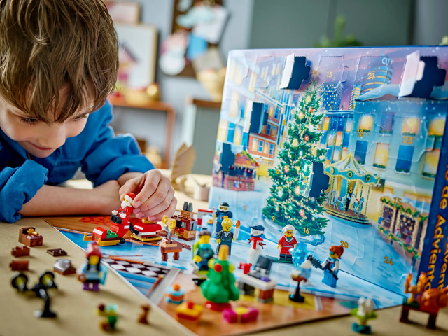 Lego LEGO City 60381 Advent Calendar. Новорічний календар Конструктор Лего Сіті  Адвент 2024