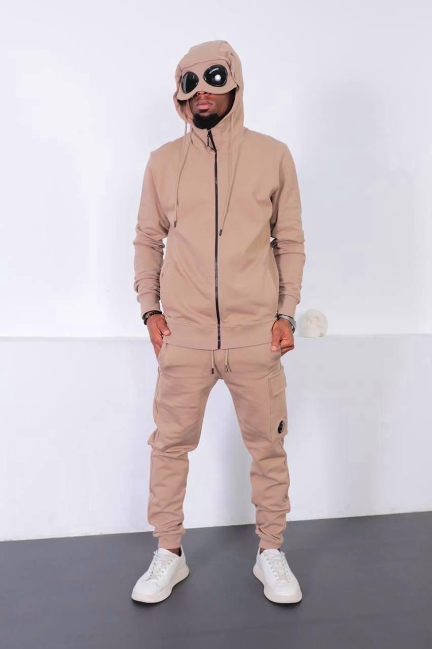 Чоловічий спортивний костюм CPCompany D11379 бежевий, фото 1