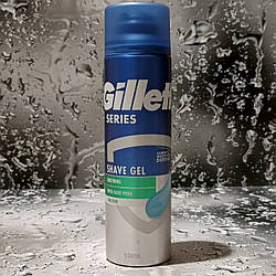 Гель для гоління Gillette Sensitive With Aloe Vera 200 мл.