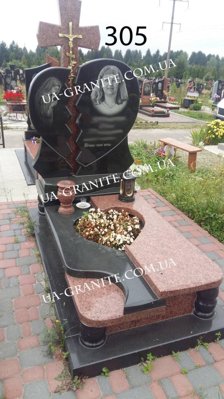 Пам’ятник хрест із тумбою граніт 1000*2000