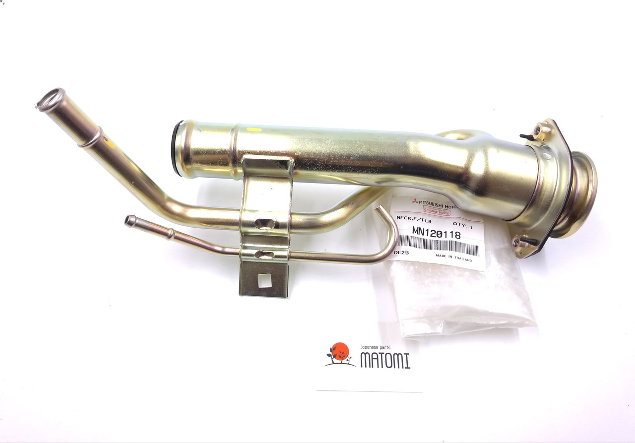 Оригінальна горловина паливного баку MN120118 Л200