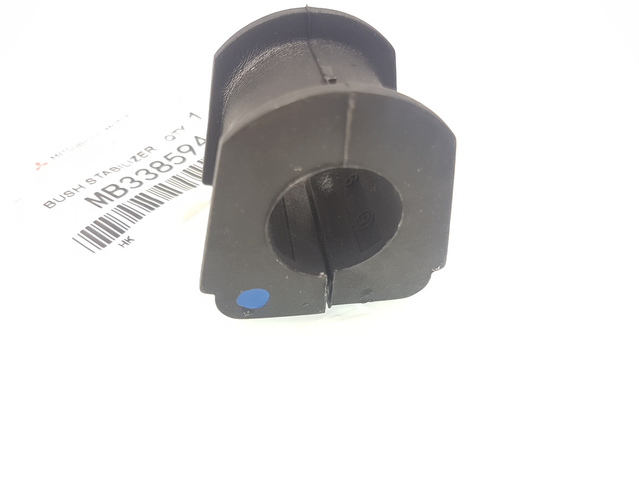 Оригінальна втулка заднього стабілізатора MB338594 PAJERO Паджеро Спорт