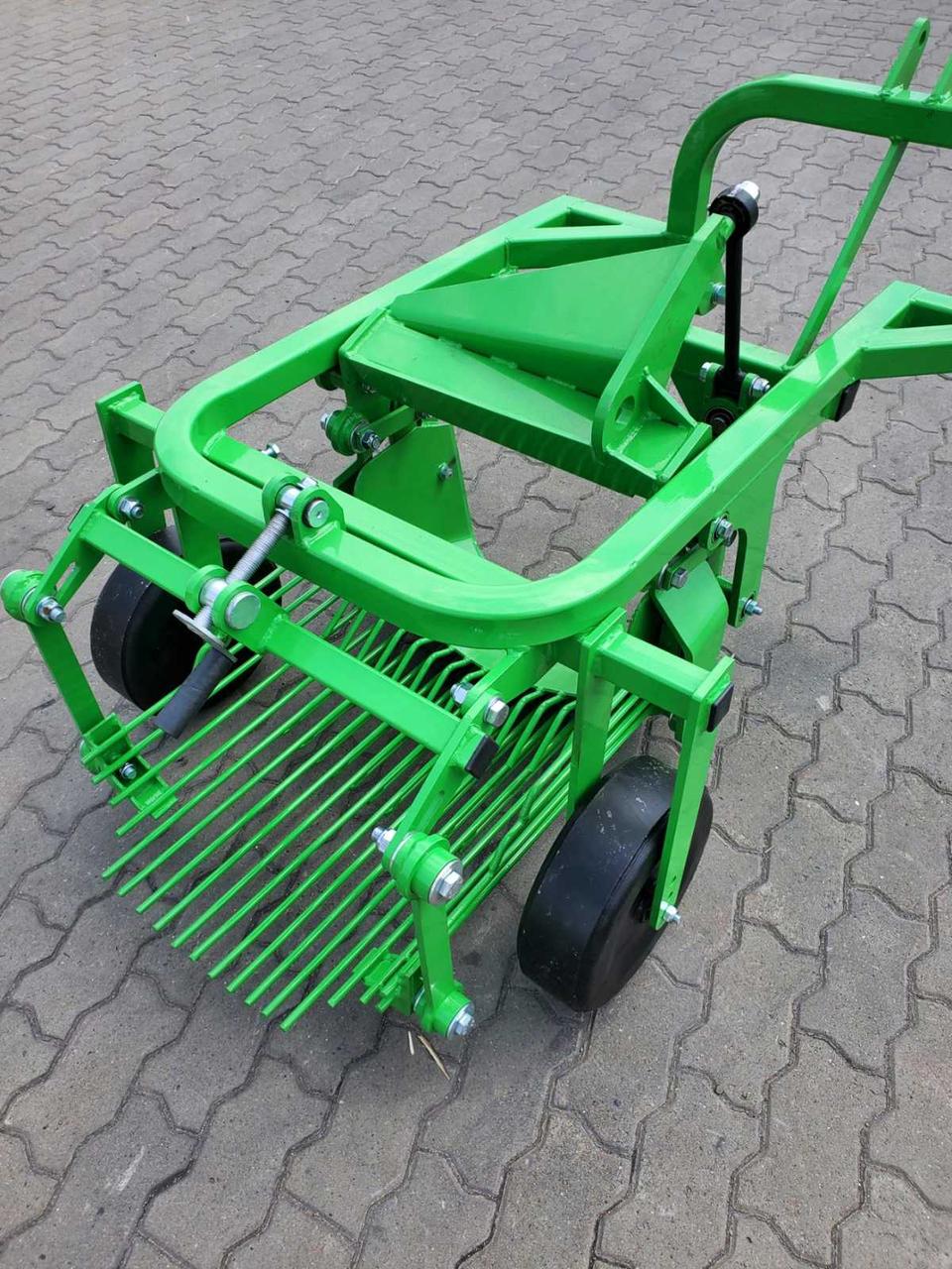 Картоплекопачка однорядна вібраційна мала Bomet Z655-1 з викидом назад, фото 1