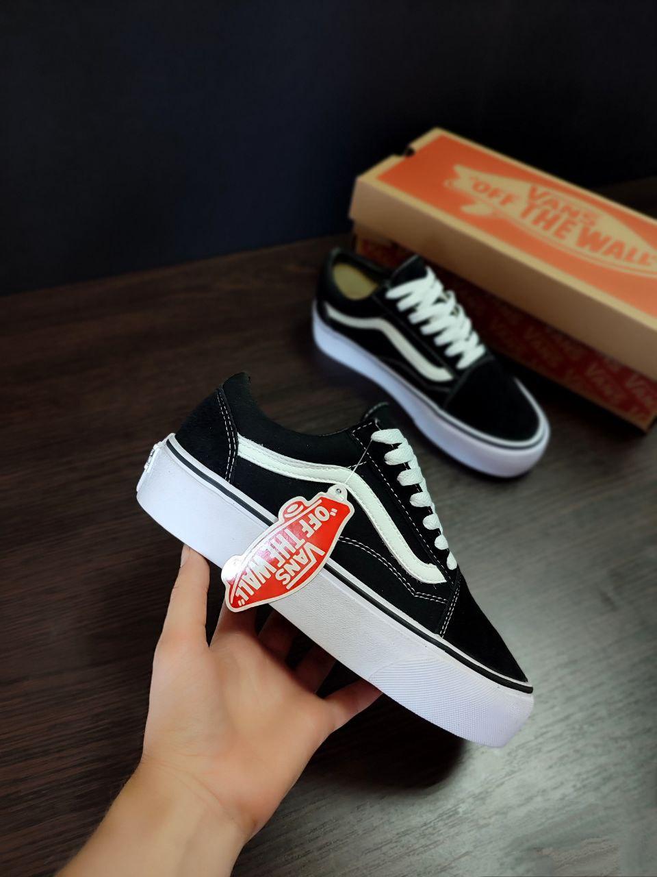 Кеды Vans Old Skool Platform черно белые на высокой подошве - фото 1 - id-p1358990293