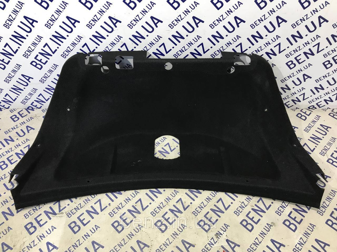 Обшивка кришки багажника Mercedes W204 A2046941125
