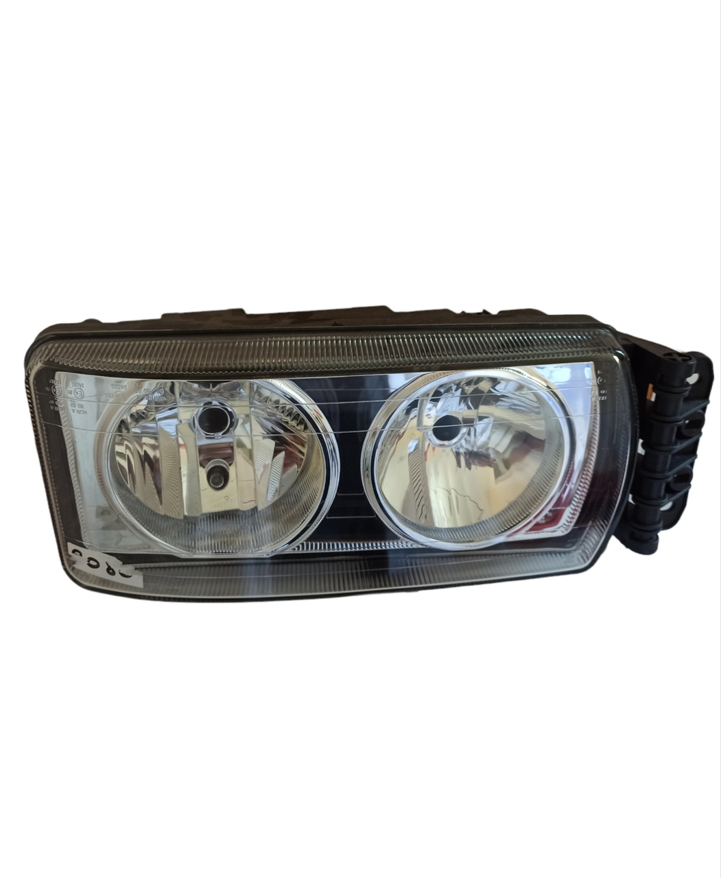 Фара права EuroCargo IVECO HL-IV002R