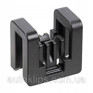 Клипса крепления жабо, накладки капота Nissan Qashqai Leaf X-TRAIL