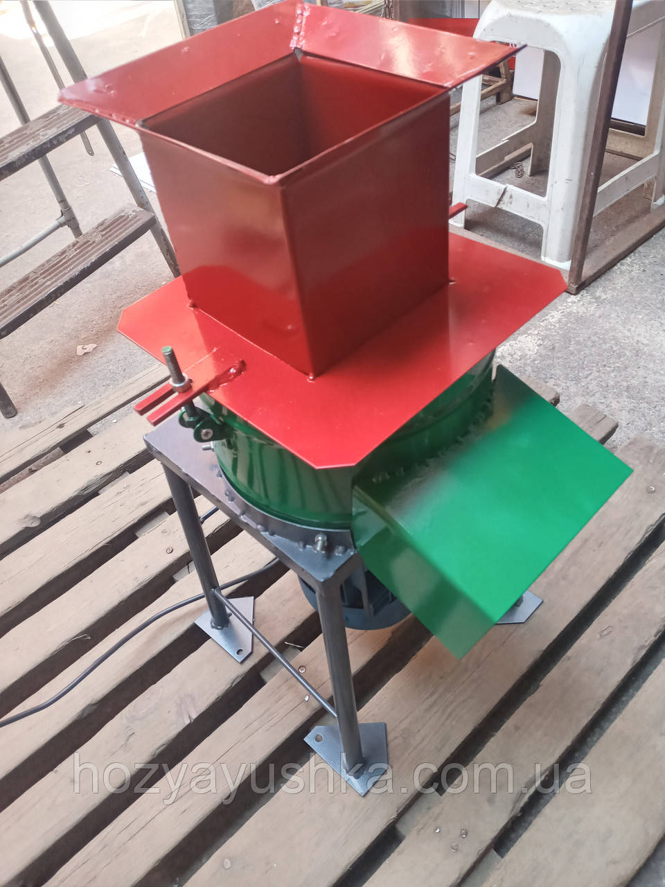Січкарня з українським електродвигуном 1,7 кВт (сенорізка, подрібнювач трави), фото 1