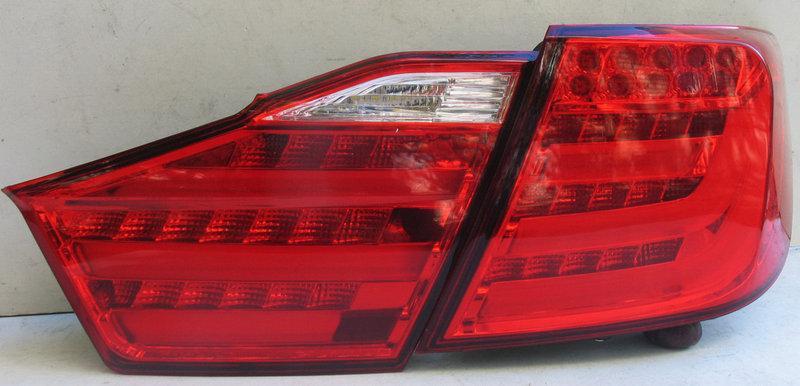 Задні фари альтернативна тюнінг оптика ліхтарі LED на Toyota Camry V50 11-14 Тойота Камри