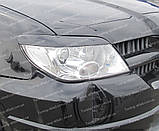 Вії Mitsubishi Outlander 1 (накладки на передні фари Мітсубісі Аутлендер 1), фото 2