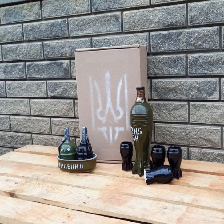 Міна з чарками та гранати для сіль/перець у коробці - Подарунковий набір для військових чоловіків, фото 1