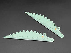 Фігурна дерев'яна лінійка. 15см Крокодил / Фігурна дерев'яна лінійка. 15см Крокодил