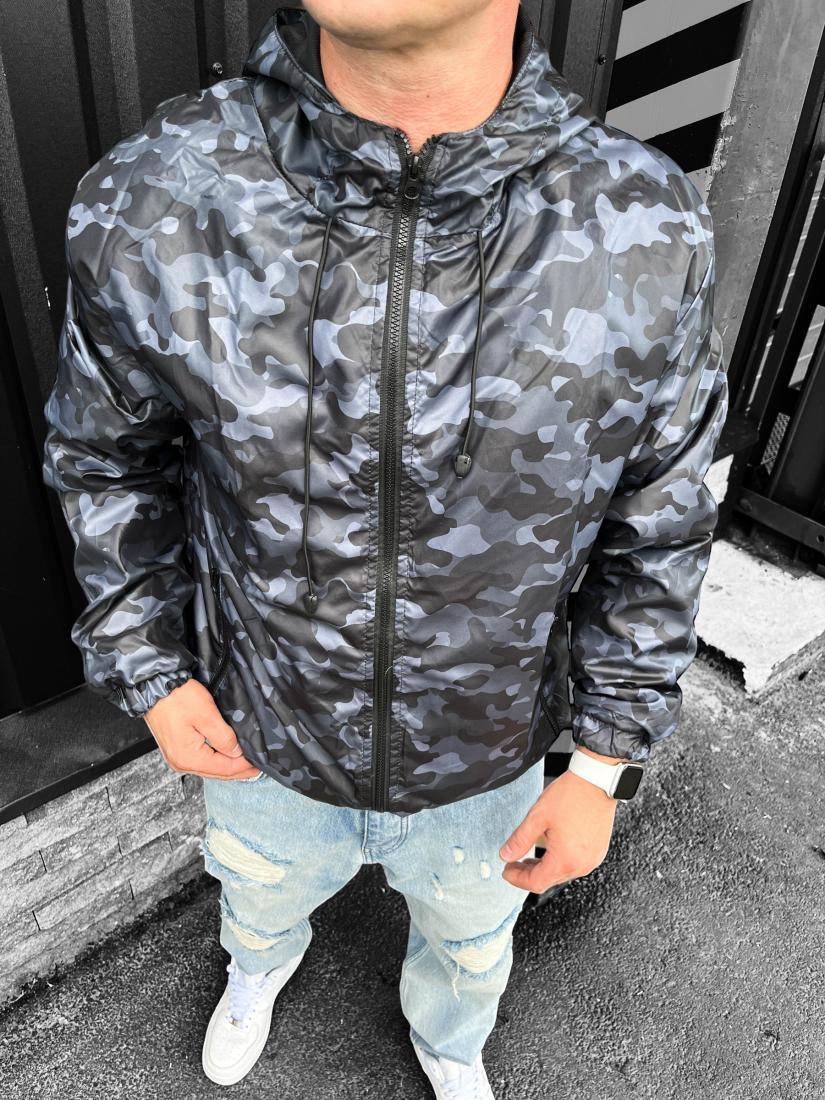 Чоловіча камуфляжна вітрівка с капюшоном