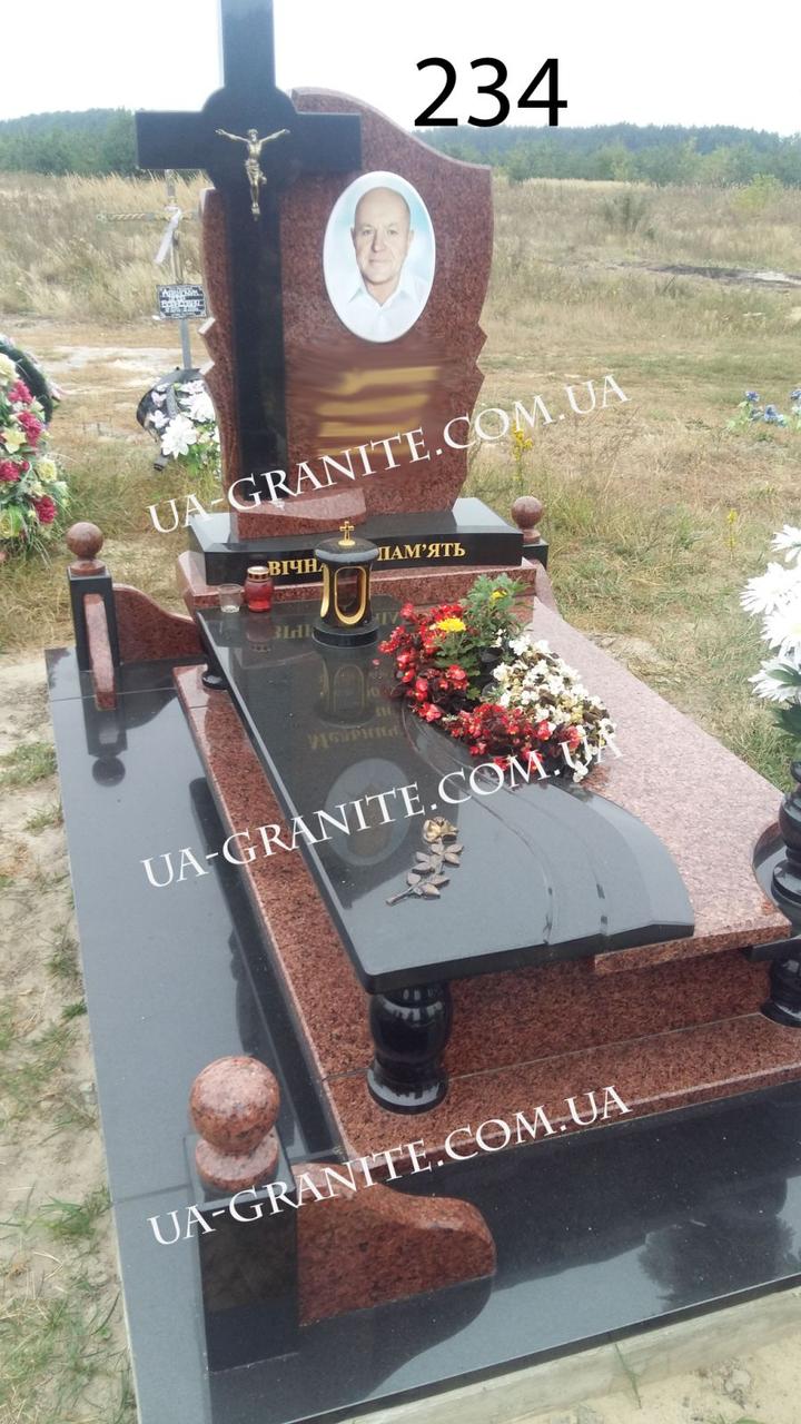 Елітний пам’ятник на могилу з хрестом червоного граніту Вічний спокій 1500*2500