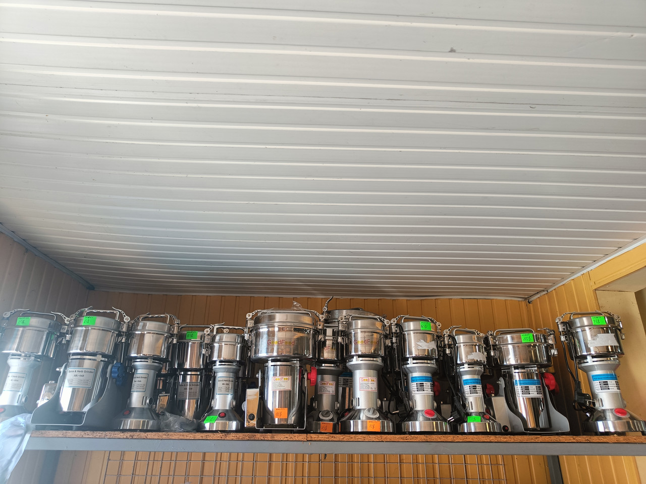 Дробарка-млин Vektor HR-08A для зерна, цукру, спецій та кави (400 г), фото 1