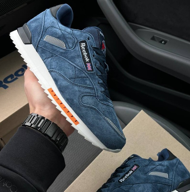 Чоловічі кросівки Reebok Classic M Dark Blue White весна-осінь замшеві сині. Живе фото (рібок класік), фото 1