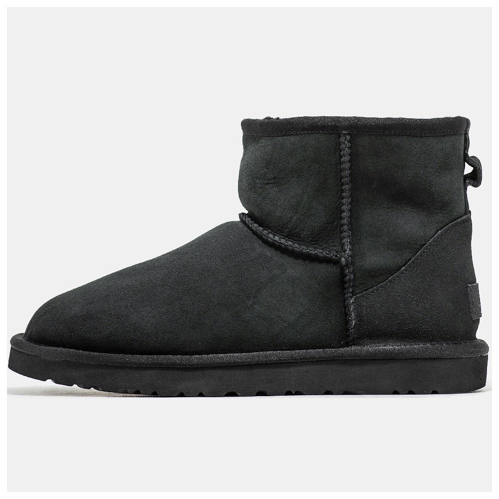 Чоловічі / жіночі зимові UGG Classic Mini Black, унісекс чорні замшеві уггі классік міні черевики угі зима
