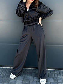 Чорний жіночий вільний велюровий костюм на змійці з капюшоном