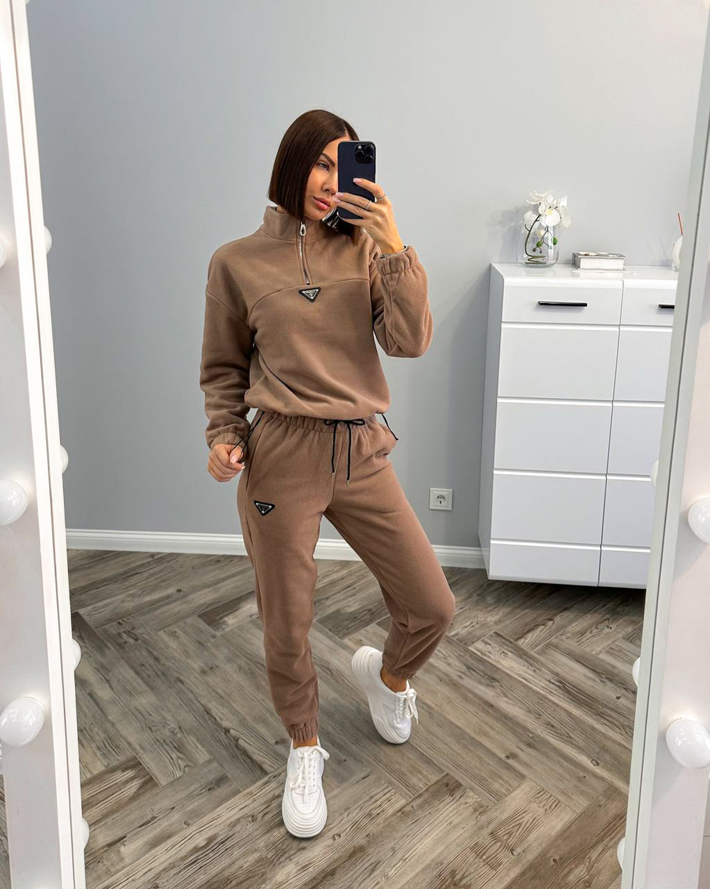 Кавовий теплий жіночий спортивний костюм із флісу, фото 1