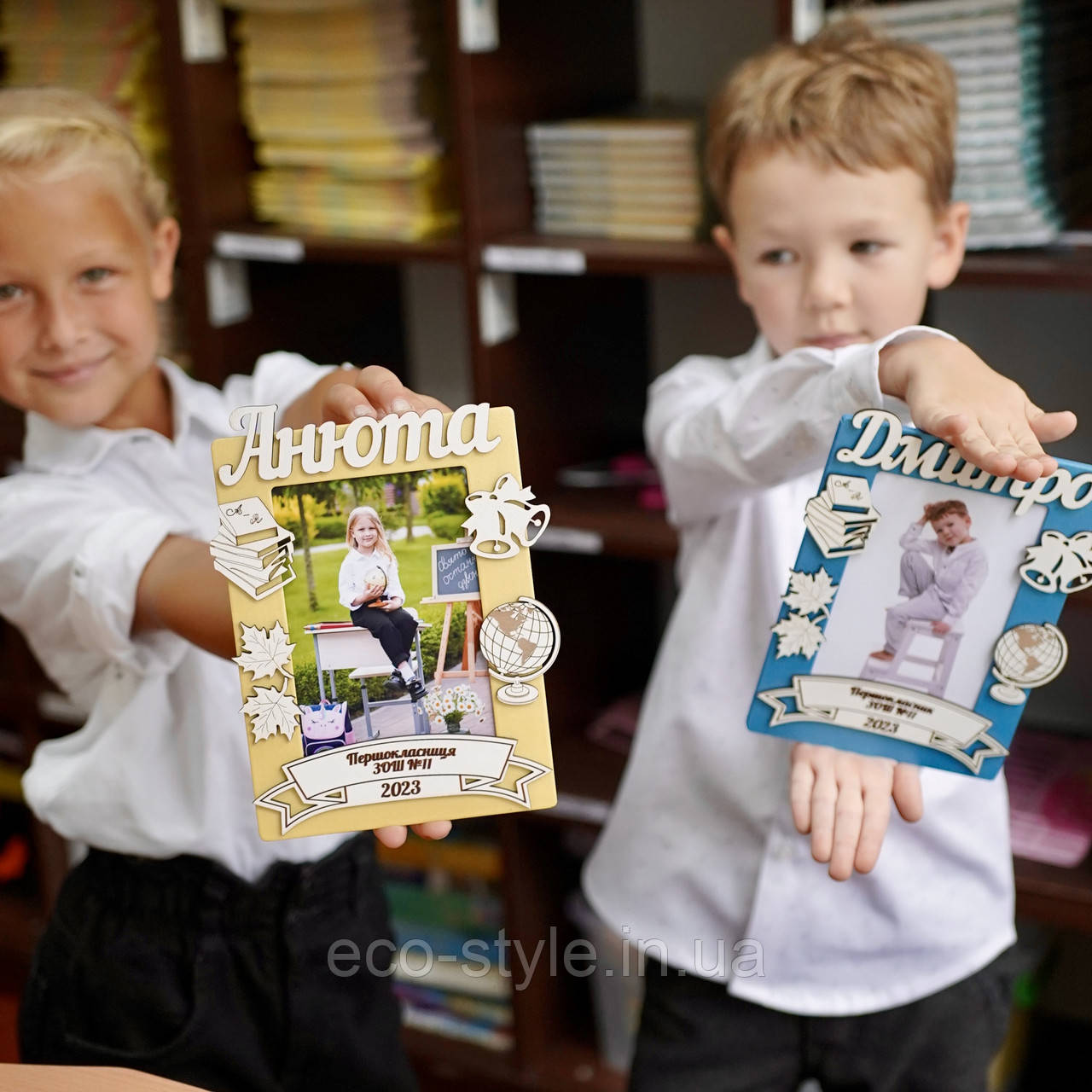 Рамочка для Випускника. Подарунок школяреві. Подарунок у школу на 1 вересня. Подарунок на випускний, фото 1