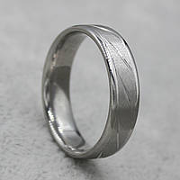 Кольцо серебристое из ювелирной медицинской стали от Stainless Steel марка 316 L ширина 7 мм нарезка