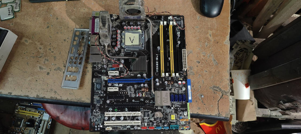 Мат. плата ASUS P5N32-SLI LGA775 SATA ATX 4DDR2 № 230105