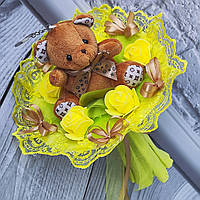Жёлтый букет с плюшевым мишкой, мягкая игрушка мишка, подарок девушке или ребёнку