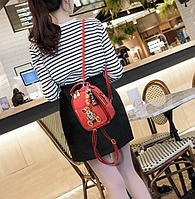 Детский маленький рюкзачок сумочка трансформер для девочки с брелком мишкой красный