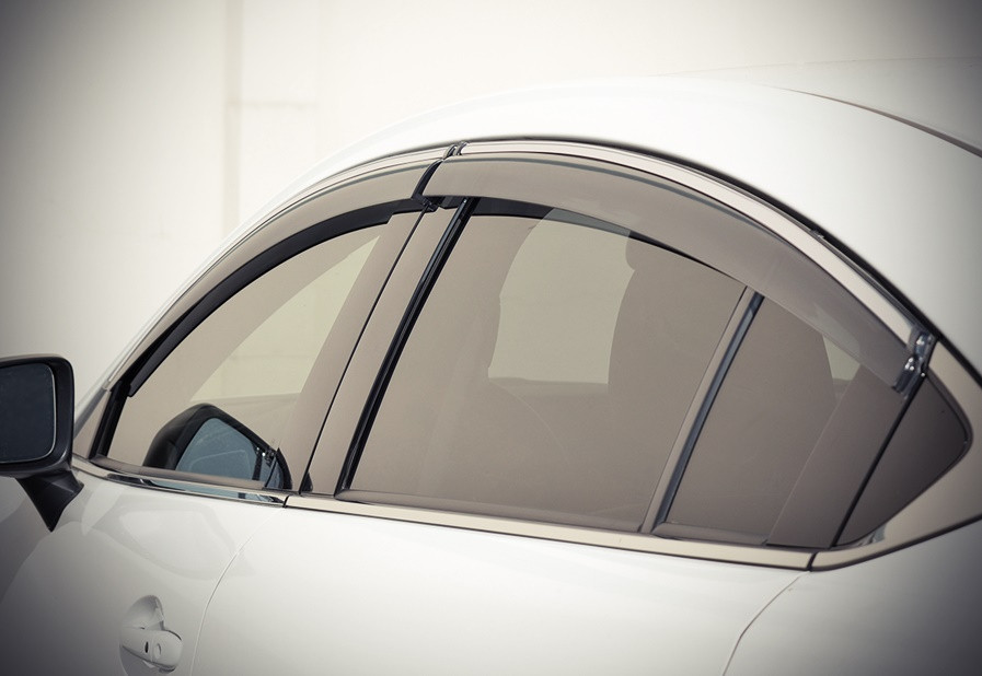 Дефлектори вікон (вітровики) Mazda 6 2013 - З Молдингом Хром AVTM