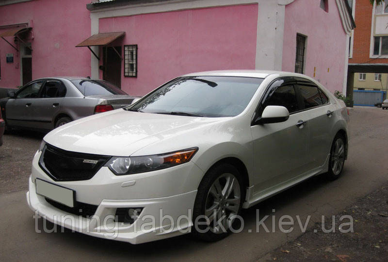 Накладки на пороги Honda Accord 8: продаж, ціна у Броварах. Внутрішні ...